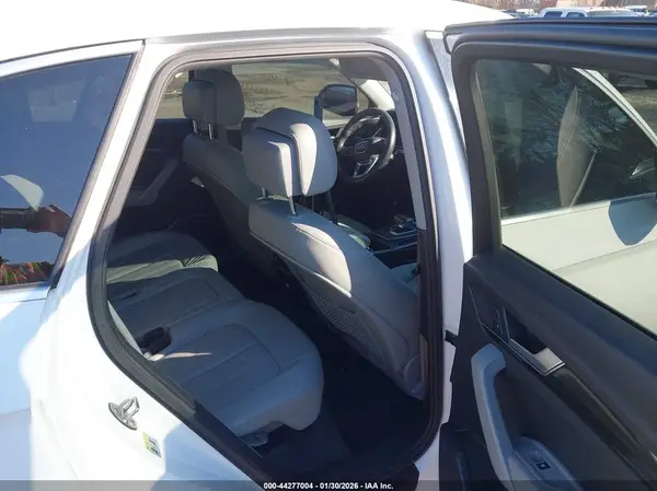 WA1BNAFY1J2224312 2018 AUDI Q5 - Image 8