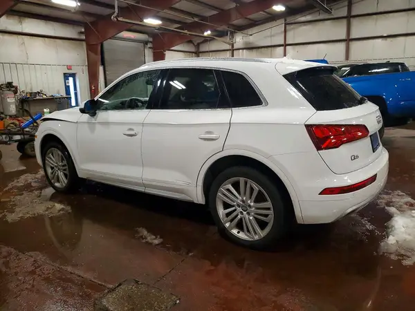 WA1BNAFY1J2224715 2018 AUDI Q5 - Image 2