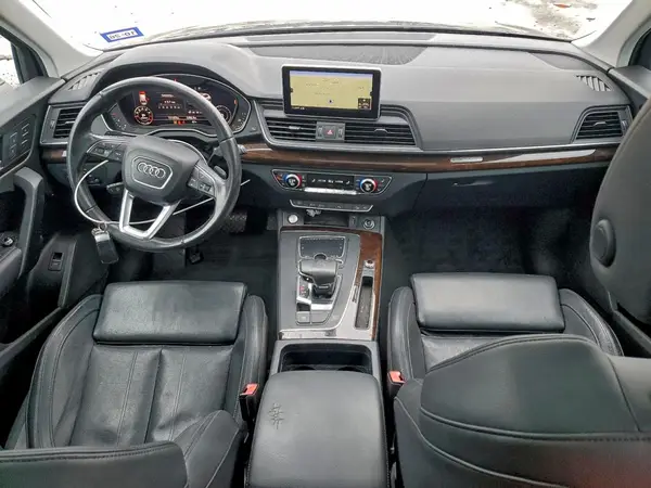 WA1BNAFY1J2227727 2018 AUDI Q5 - Image 8