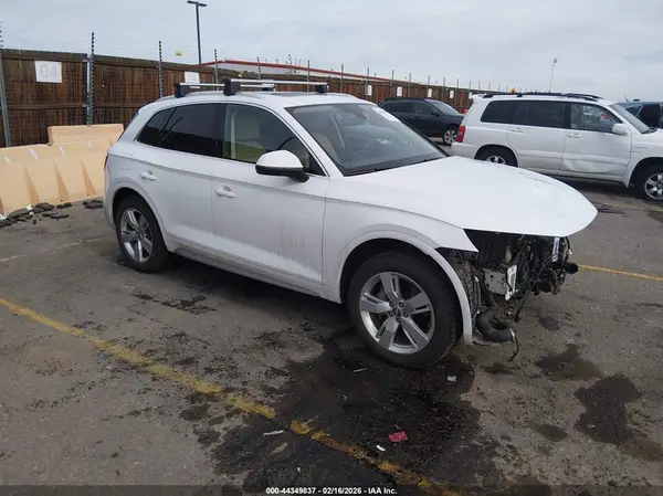 WA1BNAFY1J2233978 2018 AUDI Q5 - Image 1