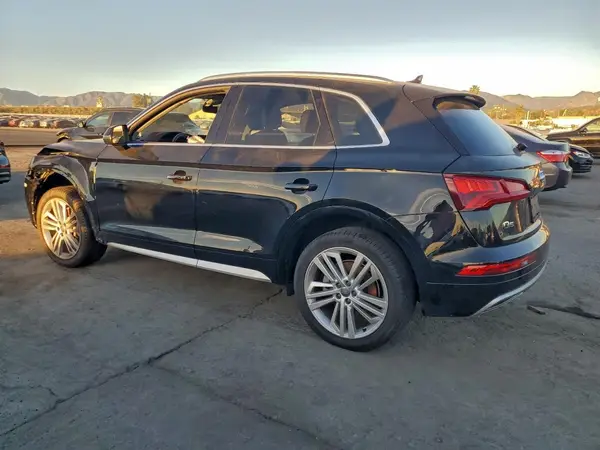 WA1BNAFY1J2234032 2018 AUDI Q5 - Image 2