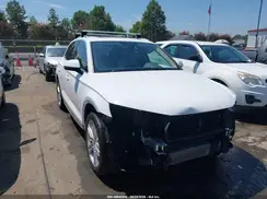 WA1BNAFY1J2236024 2018 AUDI Q5