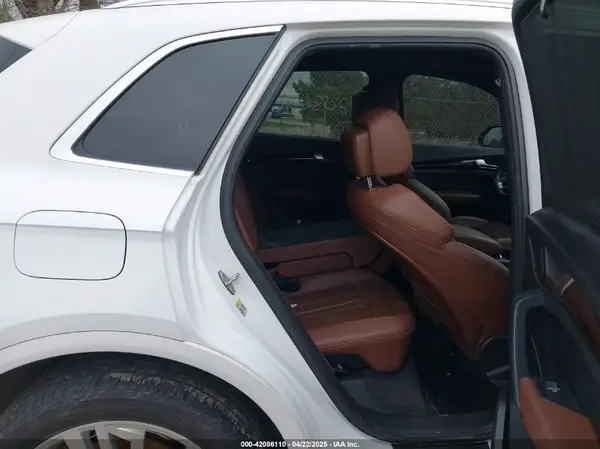 WA1BNAFY1J2236931 2018 AUDI Q5 - Image 8