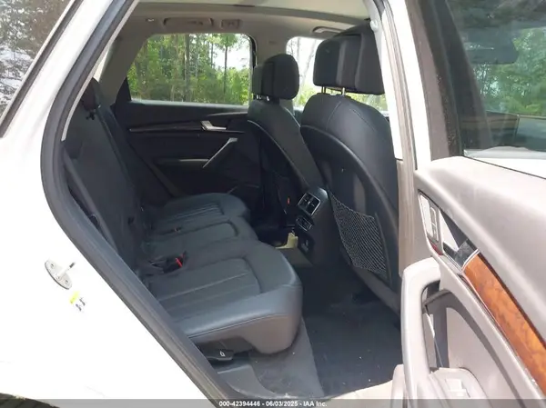 WA1BNAFY1J2240493 2018 AUDI Q5 - Image 8