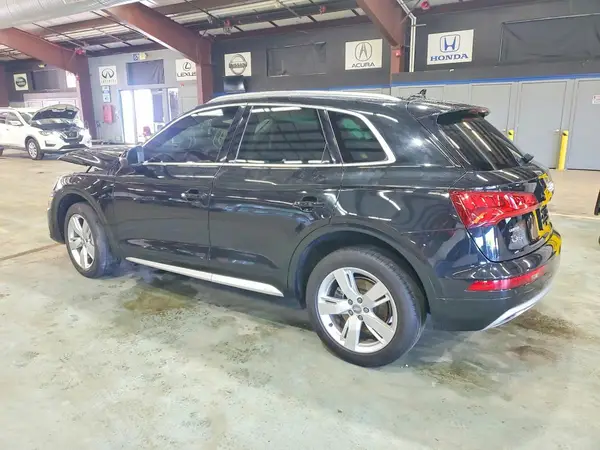 WA1BNAFY1J2240820 2018 AUDI Q5 - Image 2