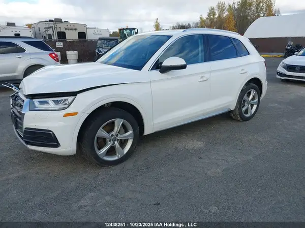 WA1BNAFY1J2242227 2018 AUDI Q5 - Image 2