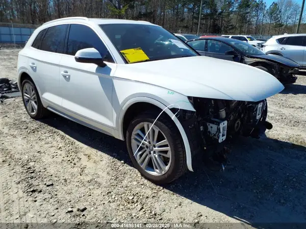 WA1BNAFY1J2242499 2018 AUDI Q5 - Image 1