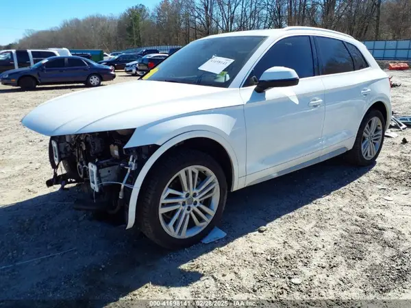 WA1BNAFY1J2242499 2018 AUDI Q5 - Image 2