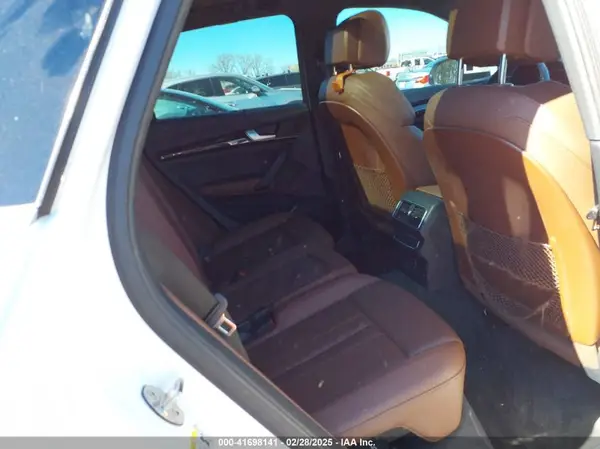 WA1BNAFY1J2242499 2018 AUDI Q5 - Image 8
