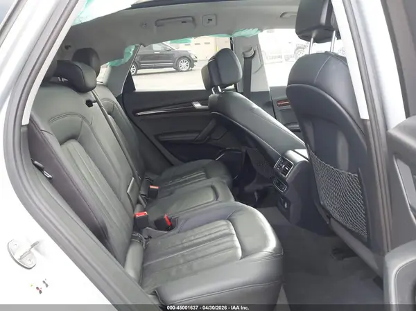 WA1BNAFY1K2017128 2019 AUDI Q5 - Image 8