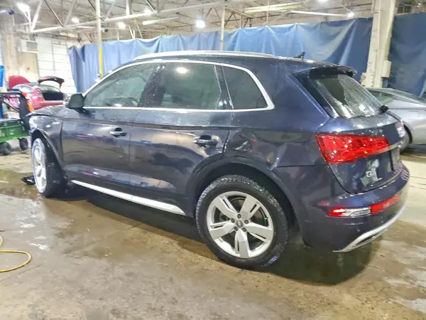 WA1BNAFY1K2033412 2019 AUDI Q5 - Image 2