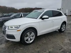 WA1BNAFY1K2046113 2019 AUDI Q5