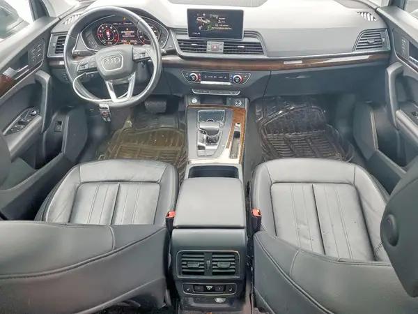 WA1BNAFY1K2048489 2019 AUDI Q5 - Image 8