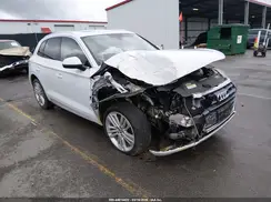 WA1BNAFY1K2050002 2019 AUDI Q5