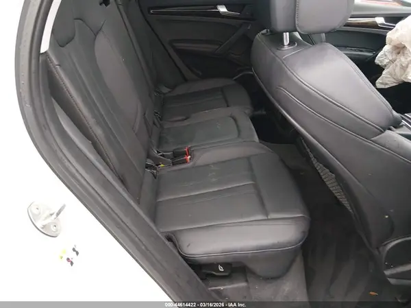 WA1BNAFY1K2050002 2019 AUDI Q5 - Image 8