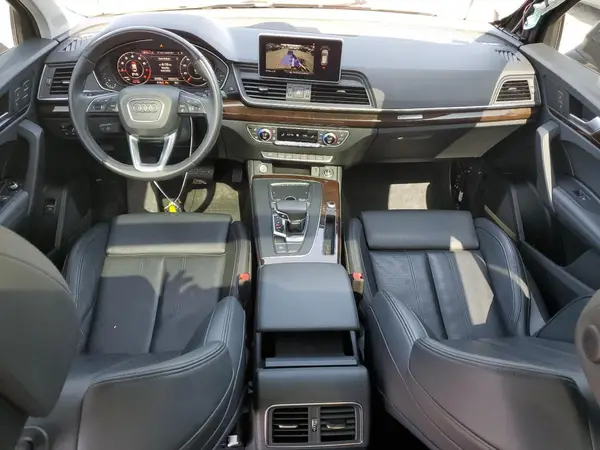 WA1BNAFY1K2059766 2019 AUDI Q5 - Image 8