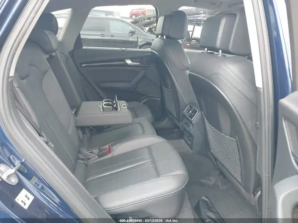 WA1BNAFY1K2068676 2019 AUDI Q5 - Image 8