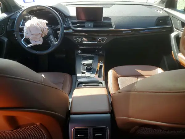 WA1BNAFY1K2069682 2019 AUDI Q5 - Image 8