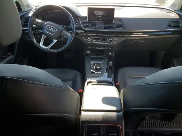 WA1BNAFY1K2074929 2019 AUDI Q5 - Image 8