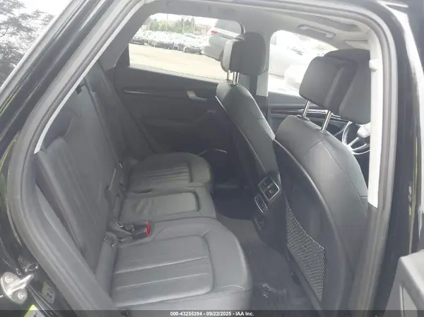 WA1BNAFY1K2075756 2019 AUDI Q5 - Image 8