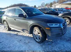 WA1BNAFY1K2077510 2019 AUDI Q5