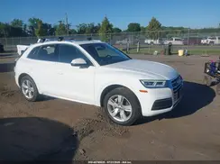 WA1BNAFY1K2079421 2019 AUDI Q5