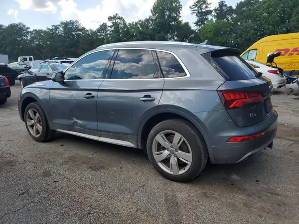 WA1BNAFY1K2079497 2019 AUDI Q5 - Image 2