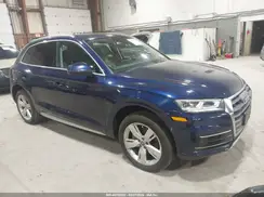 WA1BNAFY1K2082030 2019 AUDI Q5