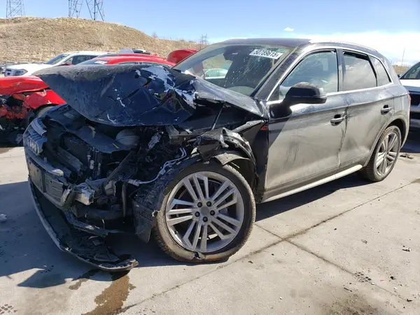 WA1BNAFY1K2084747 2019 AUDI Q5 - Image 1