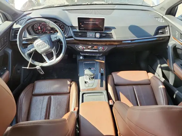 WA1BNAFY1K2085901 2019 AUDI Q5 - Image 8