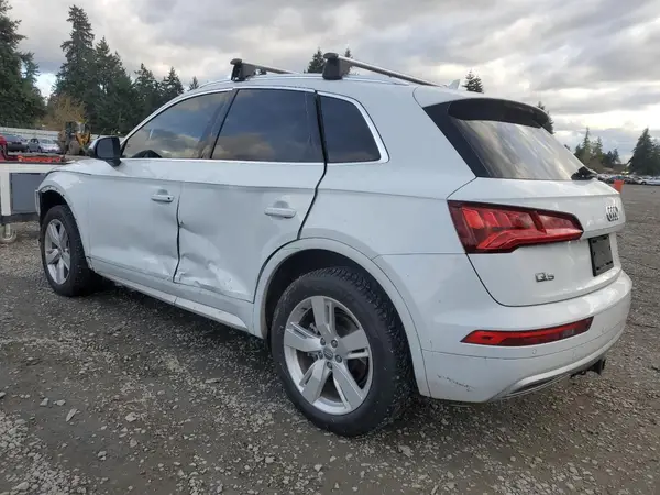 WA1BNAFY1K2091438 2019 AUDI Q5 - Image 2