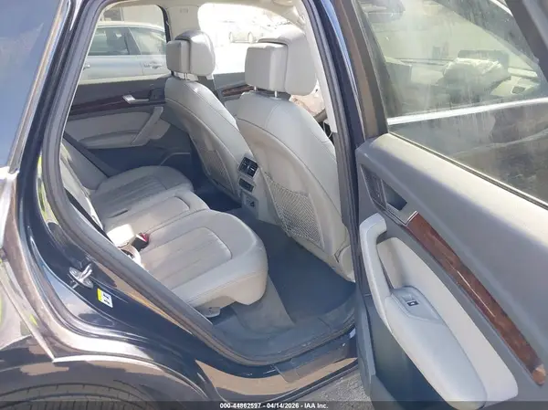 WA1BNAFY1K2093593 2019 AUDI Q5 - Image 8