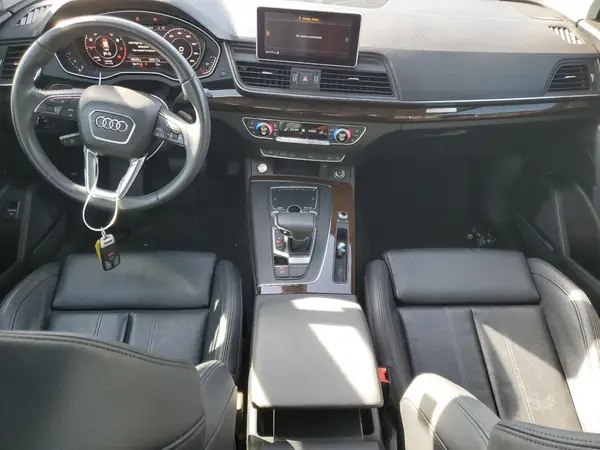 WA1BNAFY1K2094985 2019 AUDI Q5 - Image 8