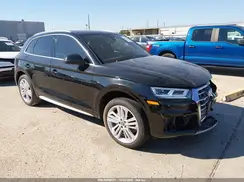 WA1BNAFY1K2097143 2019 AUDI Q5