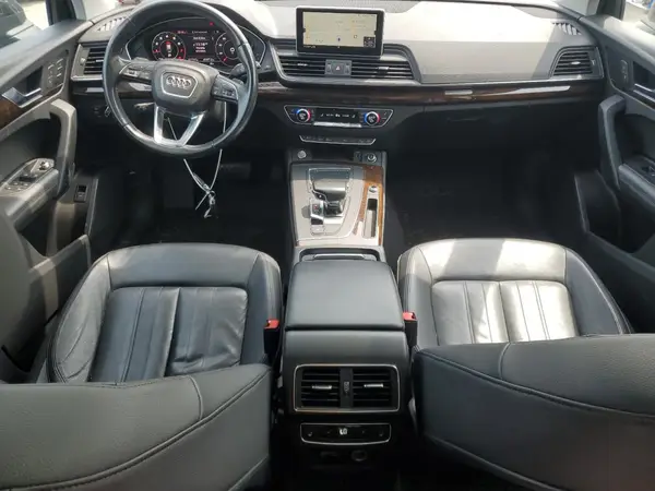 WA1BNAFY1K2098972 2019 AUDI Q5 - Image 8