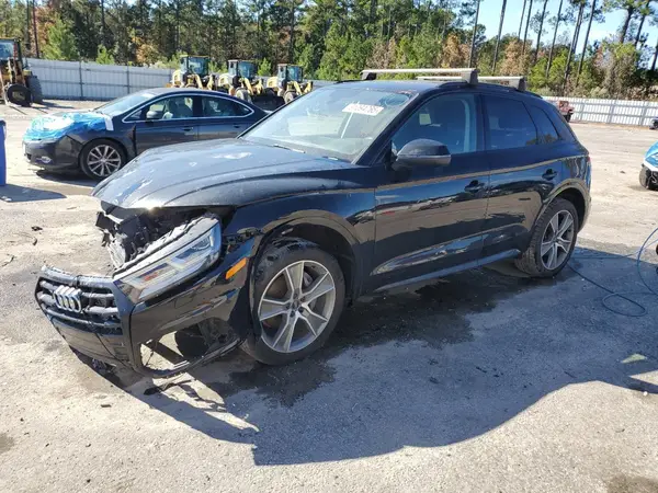 WA1BNAFY1K2105693 2019 AUDI Q5 - Image 1