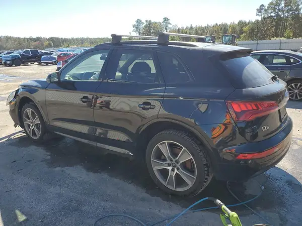 WA1BNAFY1K2105693 2019 AUDI Q5 - Image 2