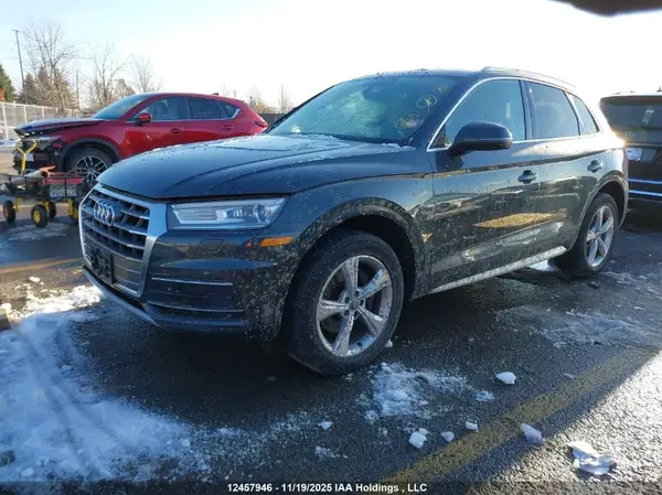 WA1BNAFY1K2113325 2019 AUDI Q5 - Image 2