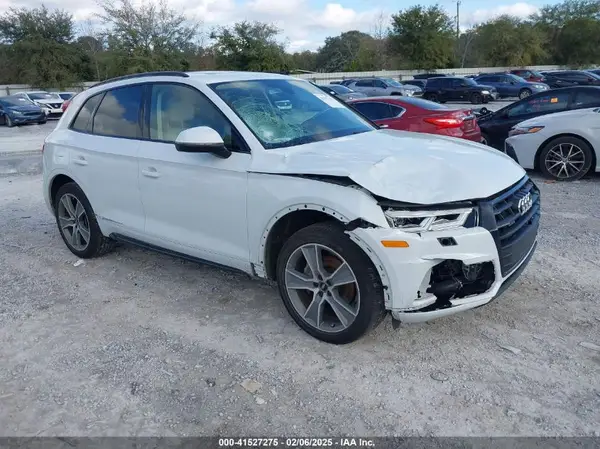 WA1BNAFY1K2119352 2019 AUDI Q5 - Image 1