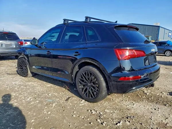 WA1BNAFY1K2125118 2019 AUDI Q5 - Image 2