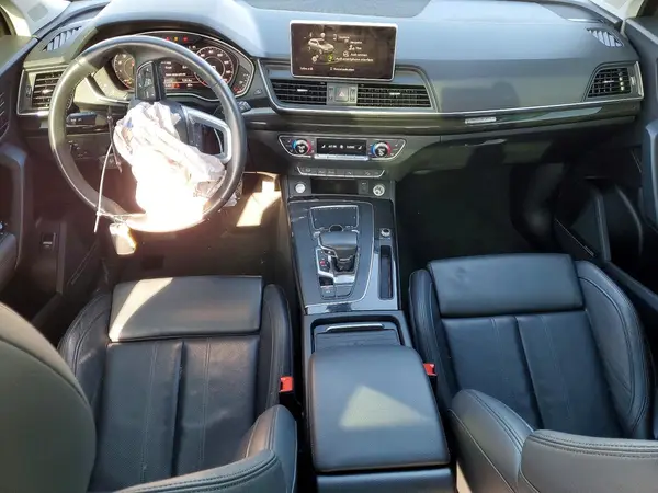 WA1BNAFY1K2125118 2019 AUDI Q5 - Image 8