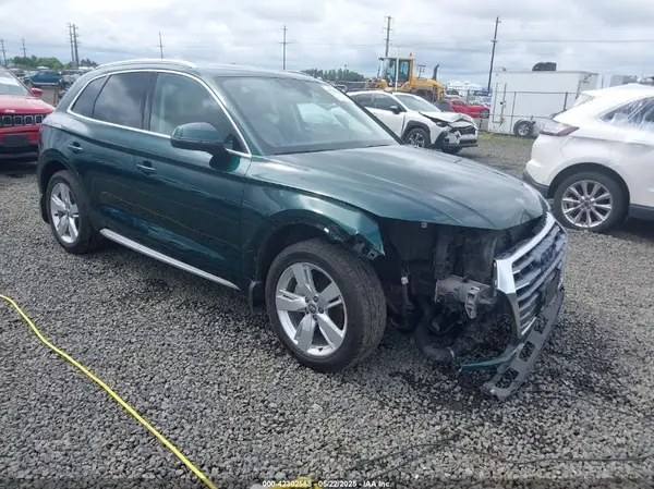 WA1BNAFY1K2126527 2019 AUDI Q5 - Image 1