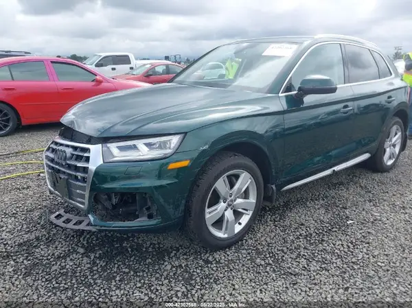 WA1BNAFY1K2126527 2019 AUDI Q5 - Image 2