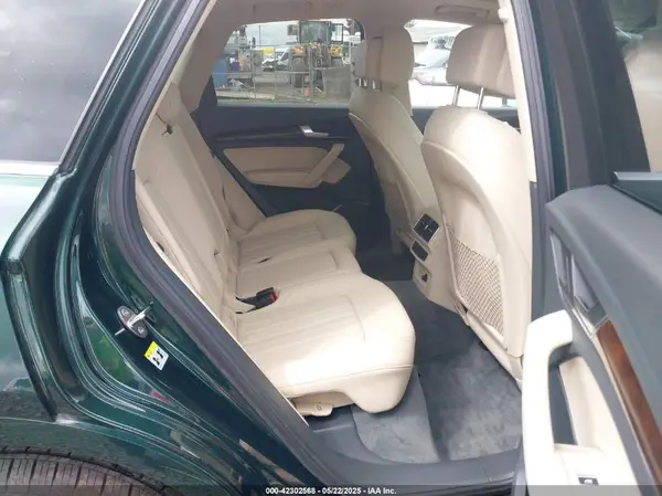 WA1BNAFY1K2126527 2019 AUDI Q5 - Image 8