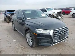 WA1BNAFY1K2135275 2019 AUDI Q5