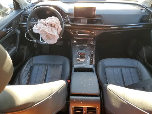 WA1BNAFY1K2135499 2019 AUDI Q5 - Image 8