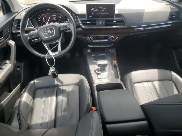 WA1BNAFY1K2136068 2019 AUDI Q5 - Image 8