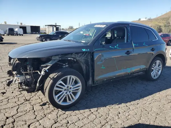 WA1BNAFY1K2141190 2019 AUDI Q5 - Image 1