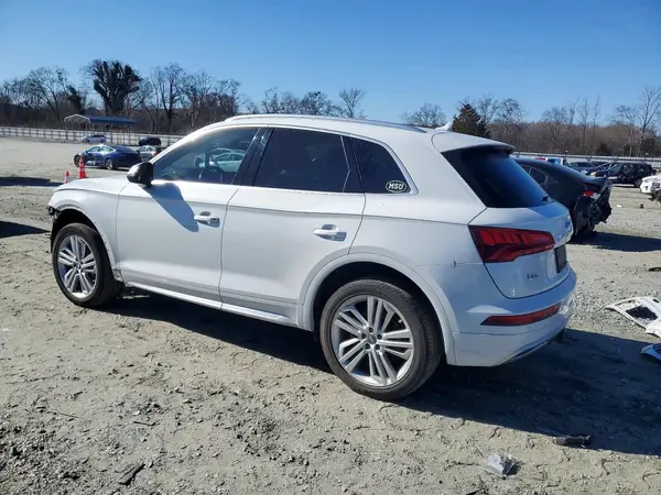WA1BNAFY1L2001948 2020 AUDI Q5 - Image 2