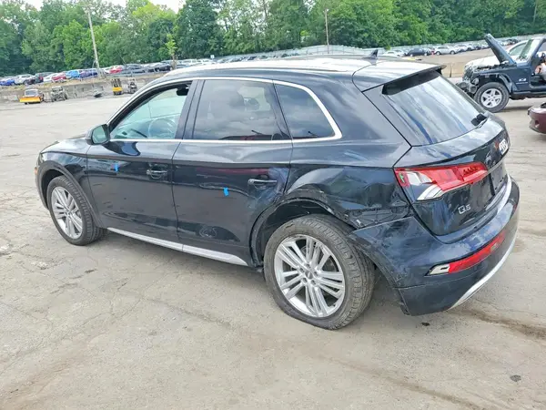 WA1BNAFY1L2018197 2020 AUDI Q5 - Image 2